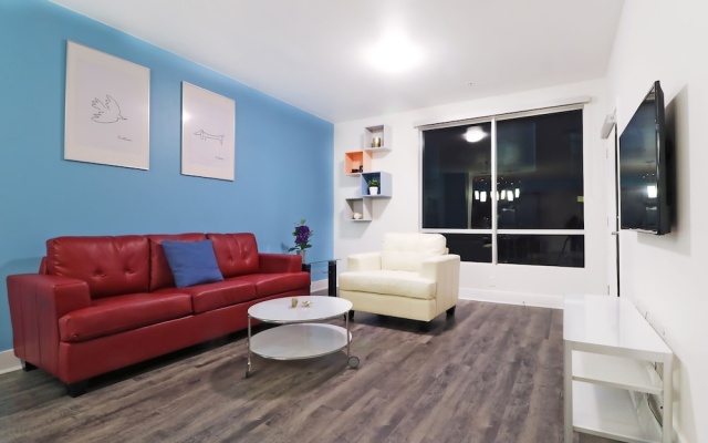 photo 4 of Hollywood Walk of Fame Apartments