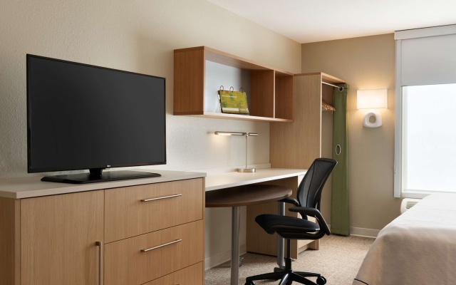 photo 5 of Home2 Suites by Hilton Milwaukee Brookfield