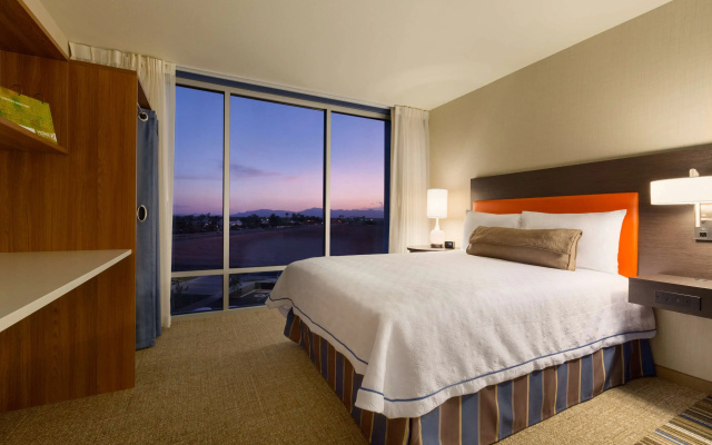 photo 3 of Home2 Suites by Hilton Phoenix Chandler