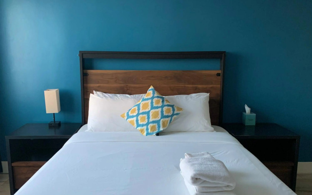 photo 4 of Hometel Suites - Los Angeles (Koreatown)