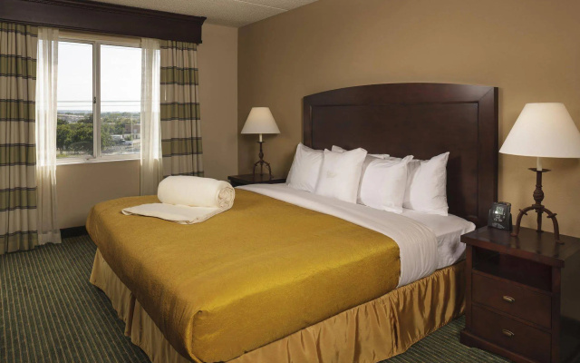photo 5 of Homewood Suites by Hilton Dallas-Market Center