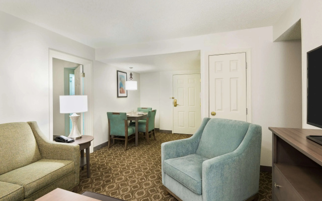 photo 5 of Homewood Suites by Hilton Baton Rouge