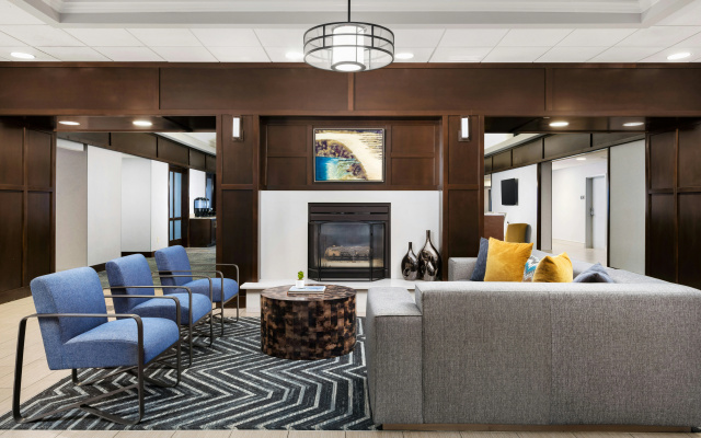 photo 2 of Homewood Suites by Hilton Manchester/Airport
