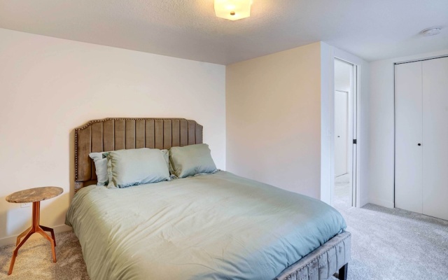photo 4 of Hopkins Vacation Rental ~ 12 Mi to Minneapolis