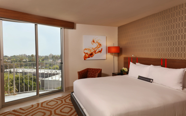 photo 3 of Hotel Angeleno
