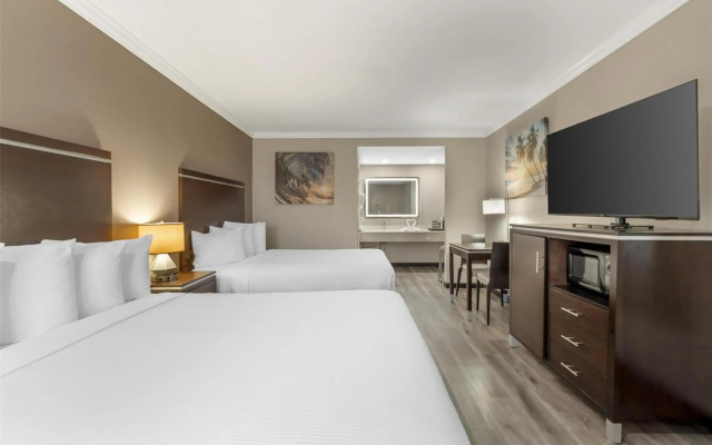 photo 4 of Aventura Hotel