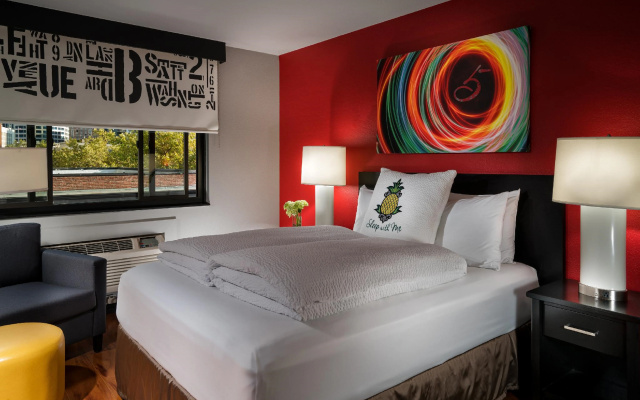 photo 4 of Staypineapple, Hotel FIVE, Downtown Seattle