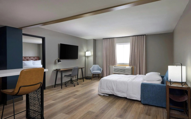 photo 4 of Four Points by Sheraton Englewood