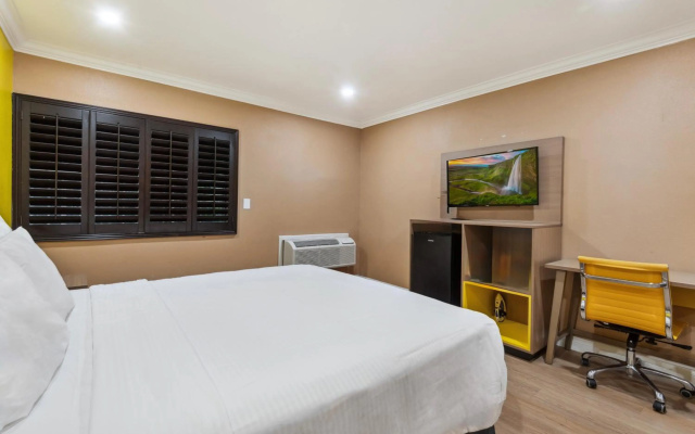 photo 3 of Hotel H-Wood
