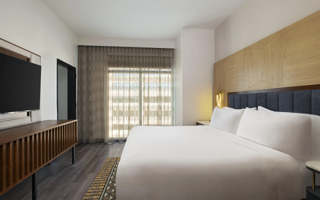 photo 4 of Hotel Indigo Irving Las Colinas by IHG