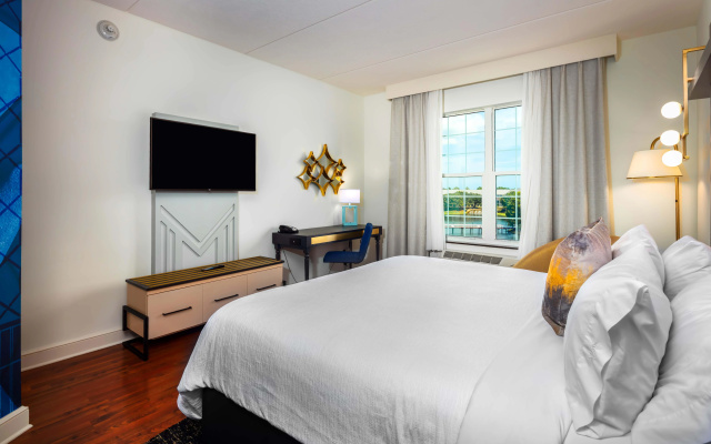 photo 3 of Hotel Indigo Jacksonville-Deerwood Park by IHG