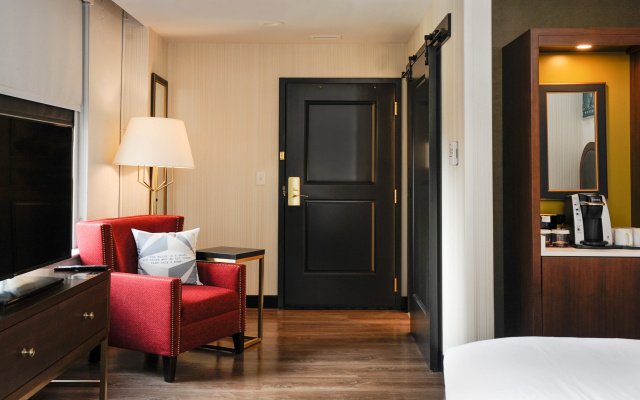 photo 4 of Hotel Indigo Kansas City Downtown by IHG