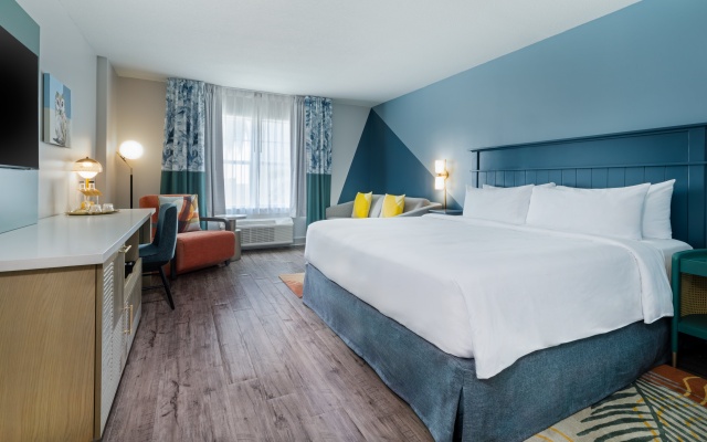 photo 3 of voco Sarasota by IHG