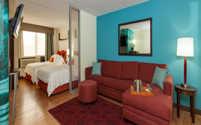 photo 3 of Hotel Indigo Chicago-Vernon Hills by IHG