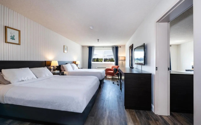 photo 4 of Hotel International