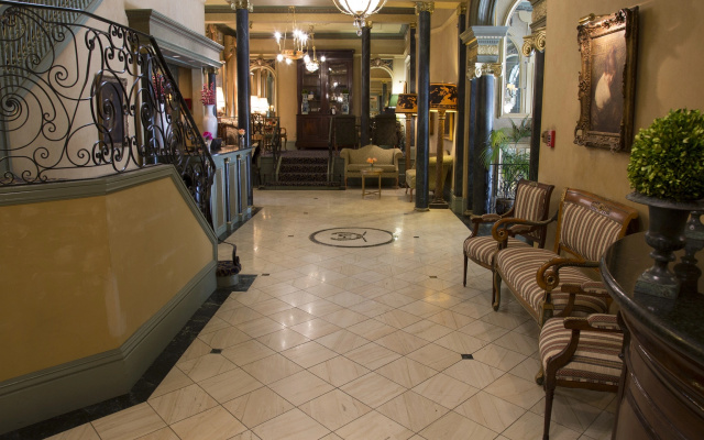 photo 2 of Hotel Majestic
