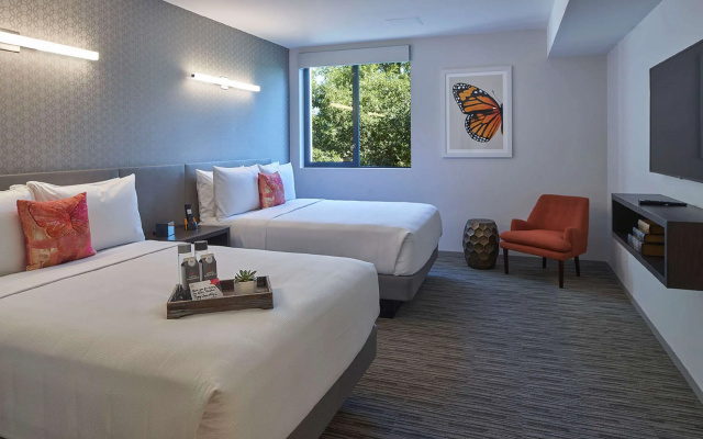 photo 4 of Hotel Mariposa Los Angeles