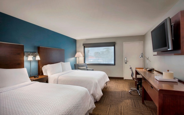 photo 4 of Four Points by Sheraton Anaheim