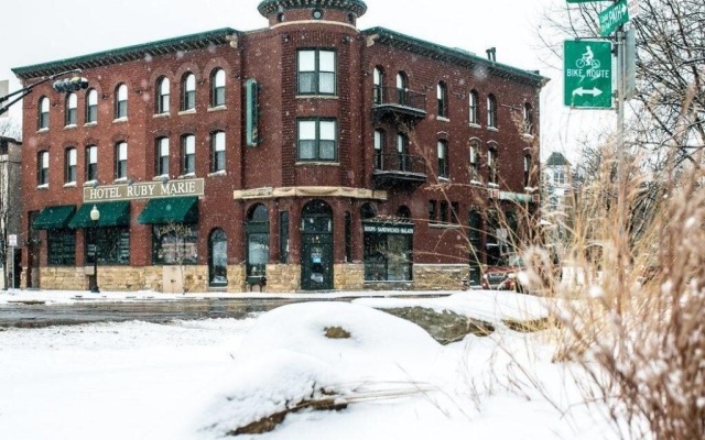 photo 5 of Hotel Ruby Marie