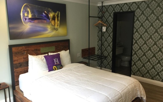 photo 5 of Hotel Solaire Los Angeles