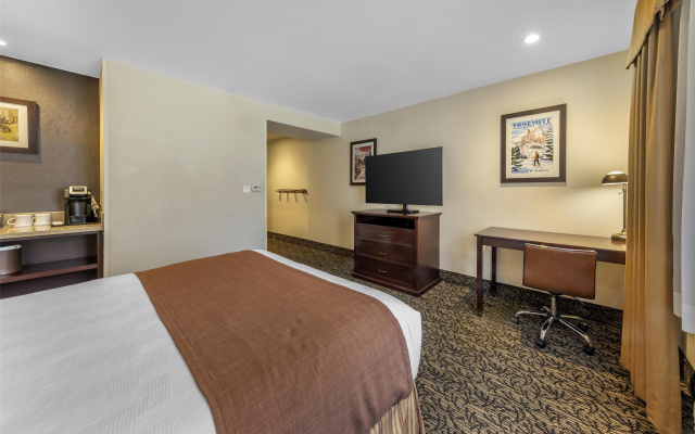 photo 4 of Best Western Plus Truckee-Tahoe Hotel