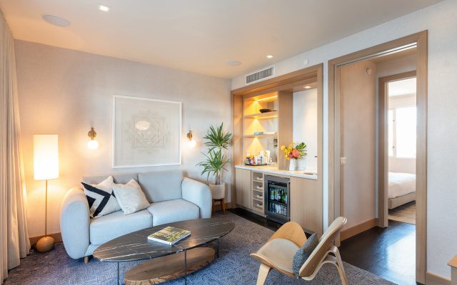 photo 3 of Kimpton Hotel Wilshire by IHG
