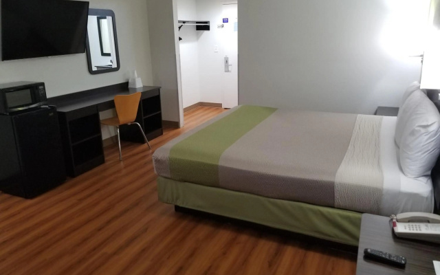 photo 5 of Motel 6 Lawrenceville, NJ