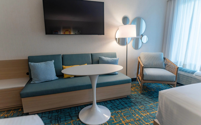 photo 4 of Howard Johnson by Wyndham Anaheim Hotel and Water Playground