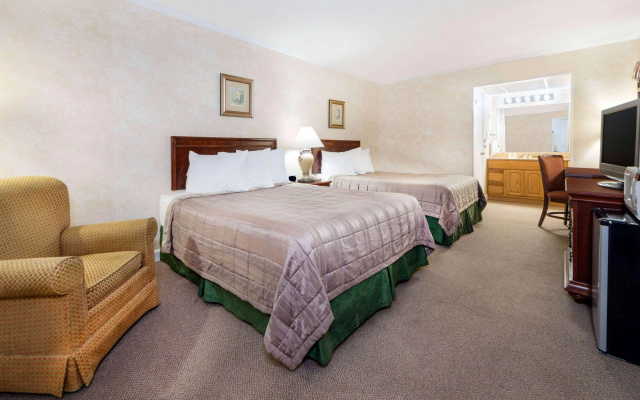 photo 5 of Howard Johnson by Wyndham Burlington