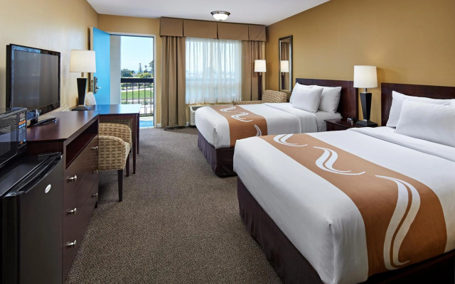 photo 3 of Comfort Inn Encinitas Near Legoland