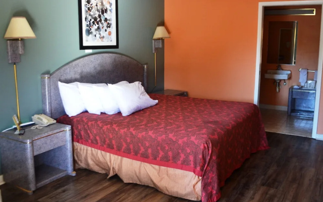 photo 4 of Florence Inn and Suites