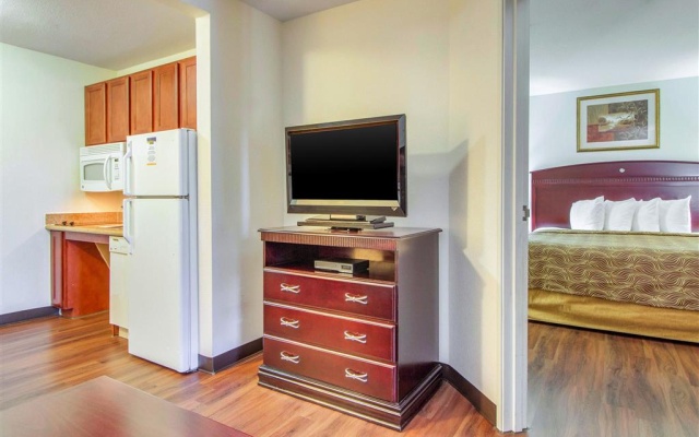 photo 2 of MainStay Suites Texas Medical Center/Rel