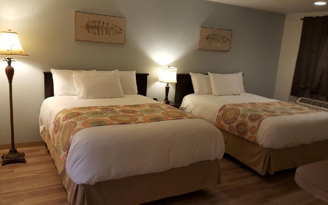 photo 4 of Tricove Inn & Suites
