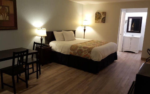 photo 5 of Tricove Inn & Suites