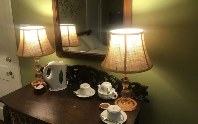 photo 5 of Howarth House Bed And Breakfast