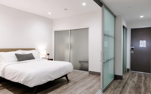 photo 5 of Abode Los Angeles - Downtown South Park