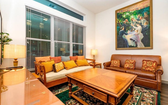 photo 3 of Huge Condo Great Price I Downtown Houston