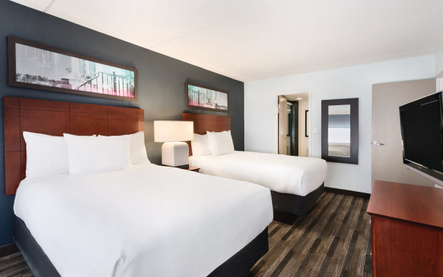 photo 3 of TownePlace Suites by Marriott Charlotte LoSo Airport
