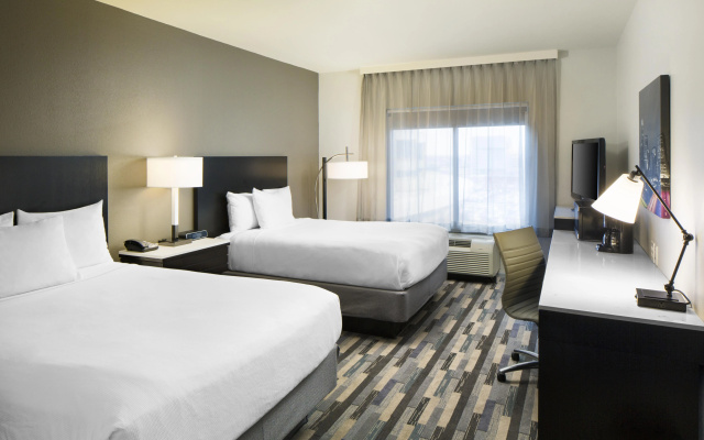 photo 4 of HYATT house Charlotte/Center City