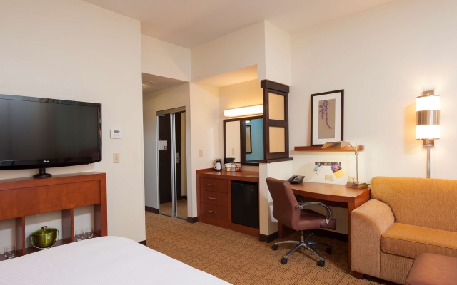 photo 2 of Hyatt Place Des Moines/Downtown