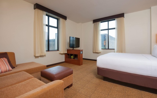 photo 5 of Hyatt Place Des Moines/Downtown