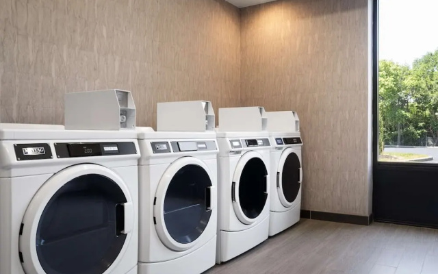 photo 5 of Home2 Suites By Hilton Indianapolis Keystone Crossing