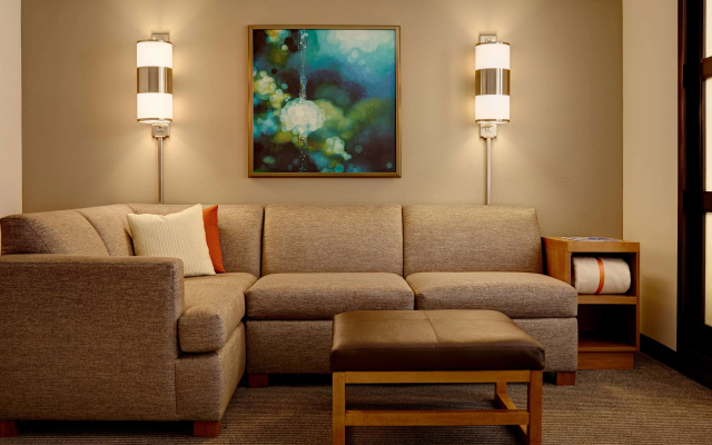 photo 5 of Hyatt Place Milwaukee Airport