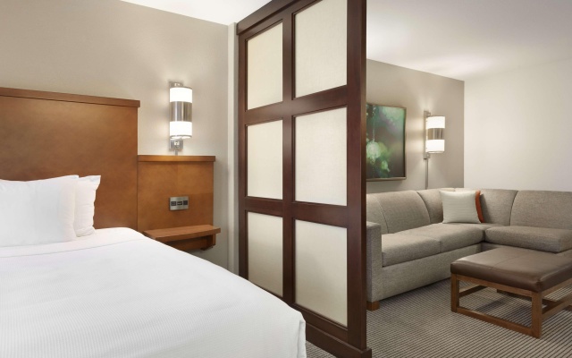 photo 4 of Hyatt Place Portland Airport
