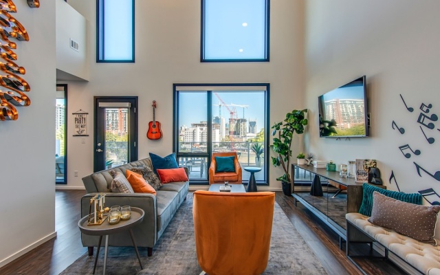 photo 2 of Illume Green Community Penthouse Corner Unit 1 Bedroom Condo
