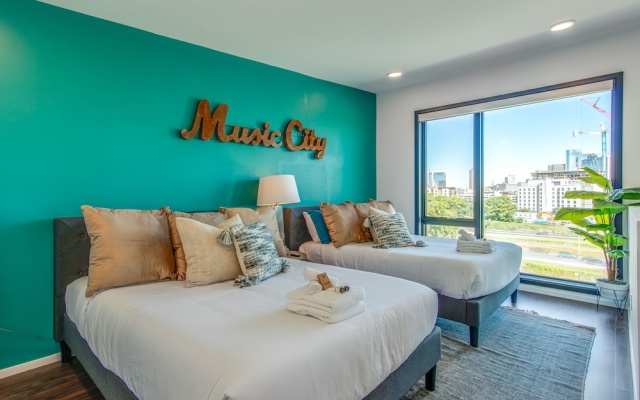 photo 5 of Illume Green Community Penthouse Corner Unit 1 Bedroom Condo