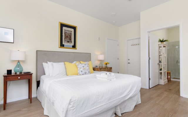 photo 4 of Illume Resort-style Haven Spacious Balcony 2 Bedroom Condo