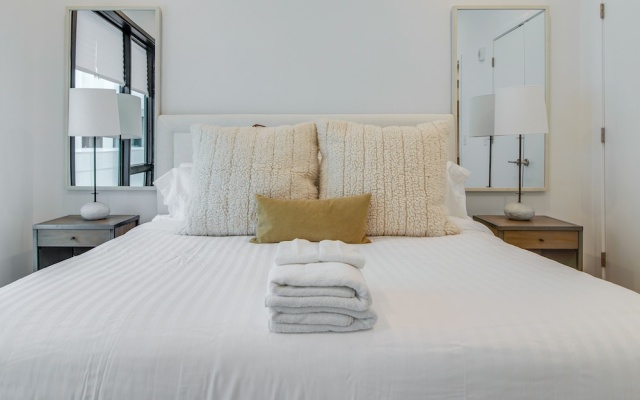 photo 2 of Illume State-of-the-art Community Corner Unit 1 Bedroom Condo