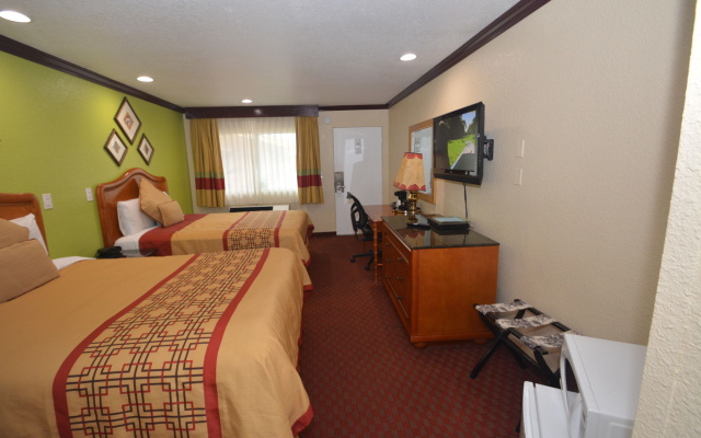 photo 3 of Imperial Inn