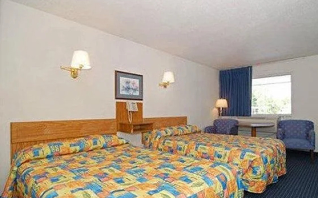photo 3 of Inn Brevard